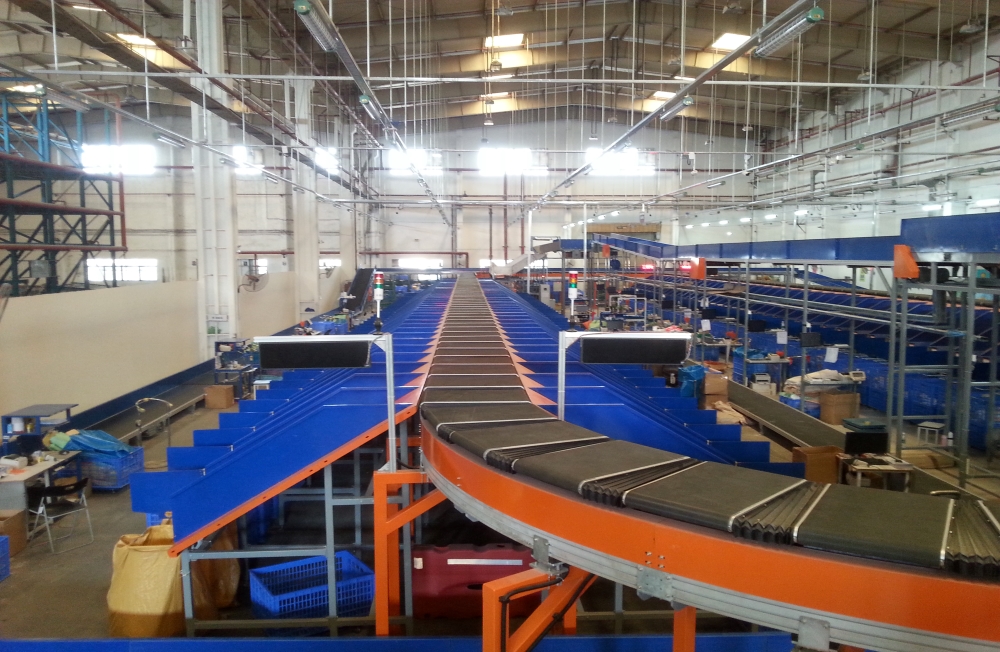 Single-carrier Cross Belt Sorter