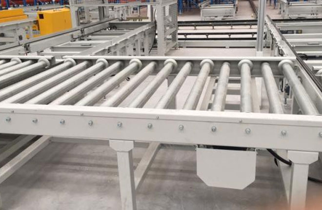 Roller conveyor, chain conveyor, vertical conveyor