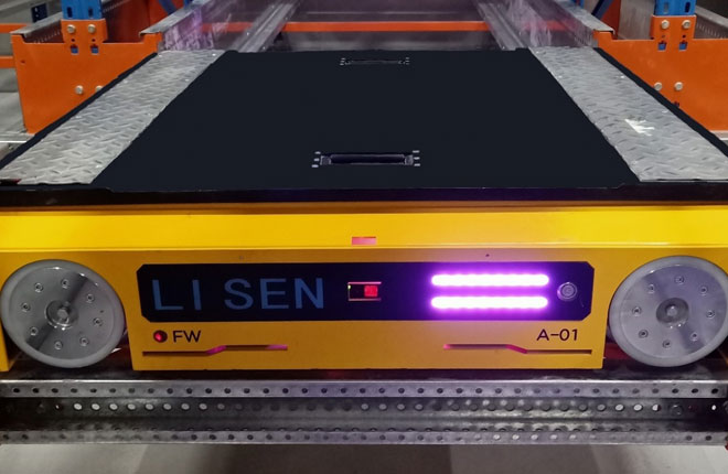 Four-way Pallet Shuttle